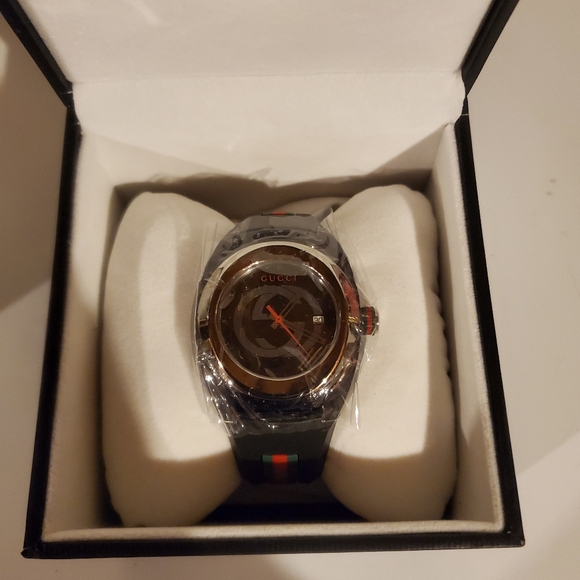 Gucci Sync Watch - Picture 2 of 8